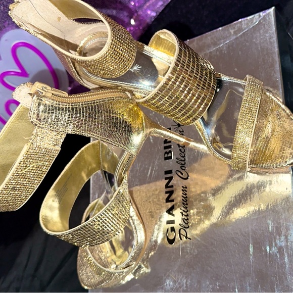 Gold Gianni Bini heels | Worn Once! | - Picture 3 of 3
